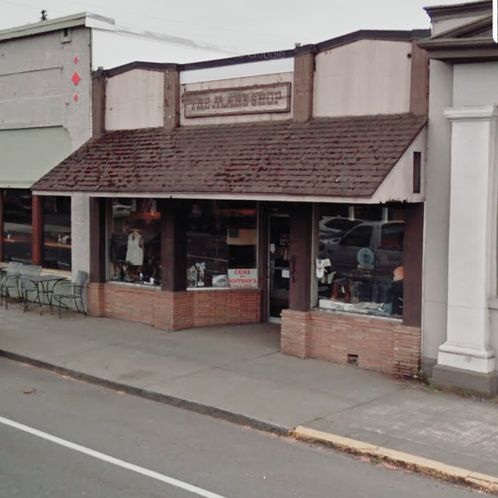104 E Main St, Molalla, OR 97038